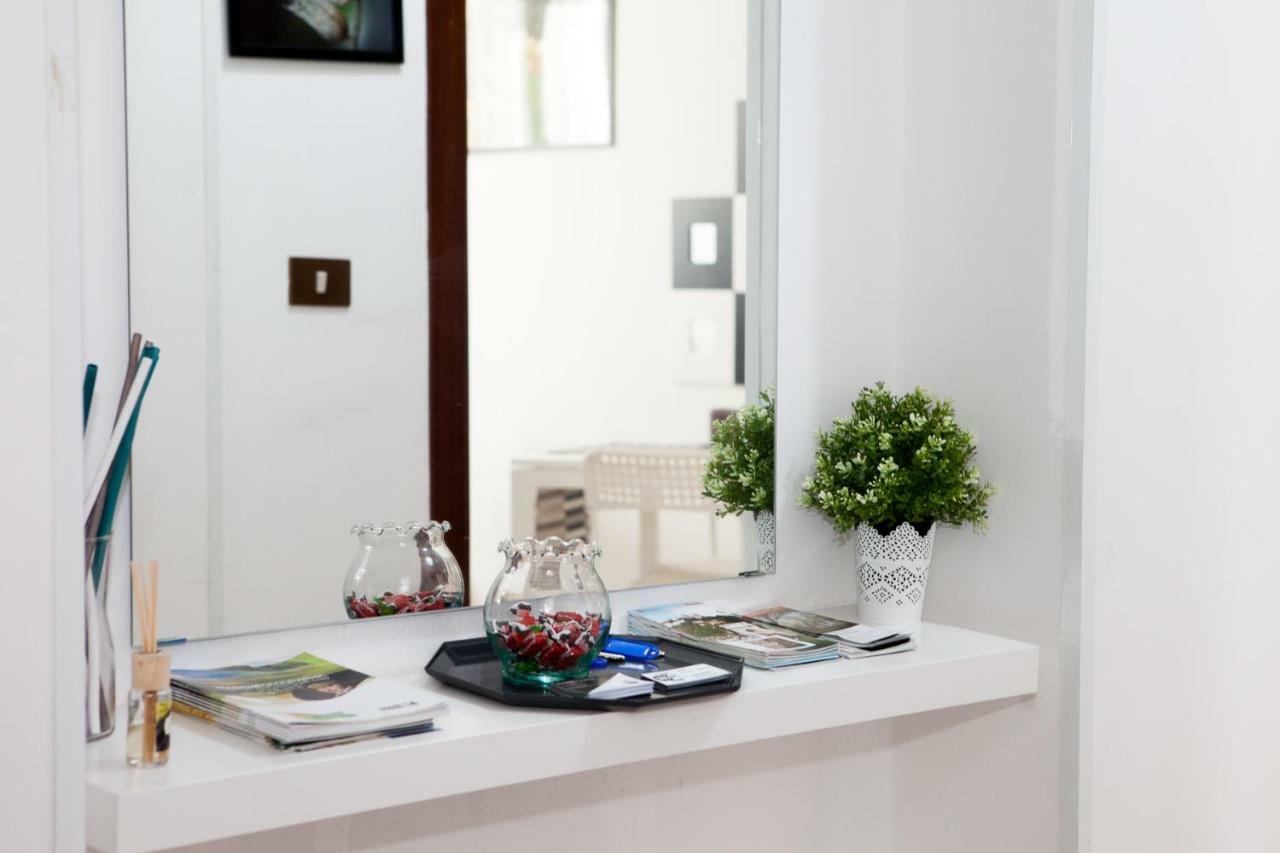 Ferienwohnung Cleo Iris Ancona Exterior foto
